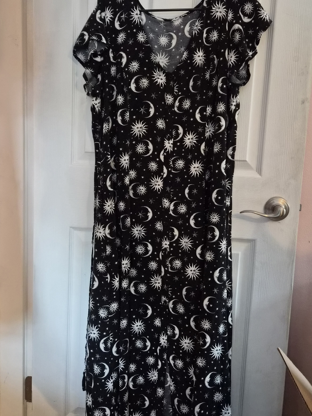 Black Moon & Star Print V-Neck Women's Dress XL HOTTOPIC
